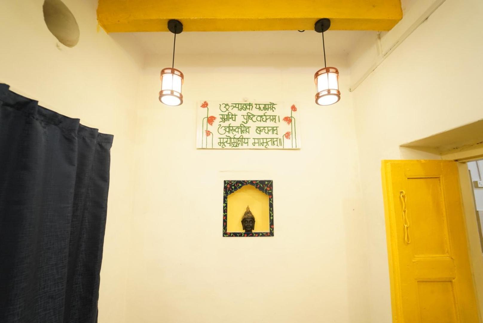 Kailash Heritage Homestay Varanasi Bagian luar foto