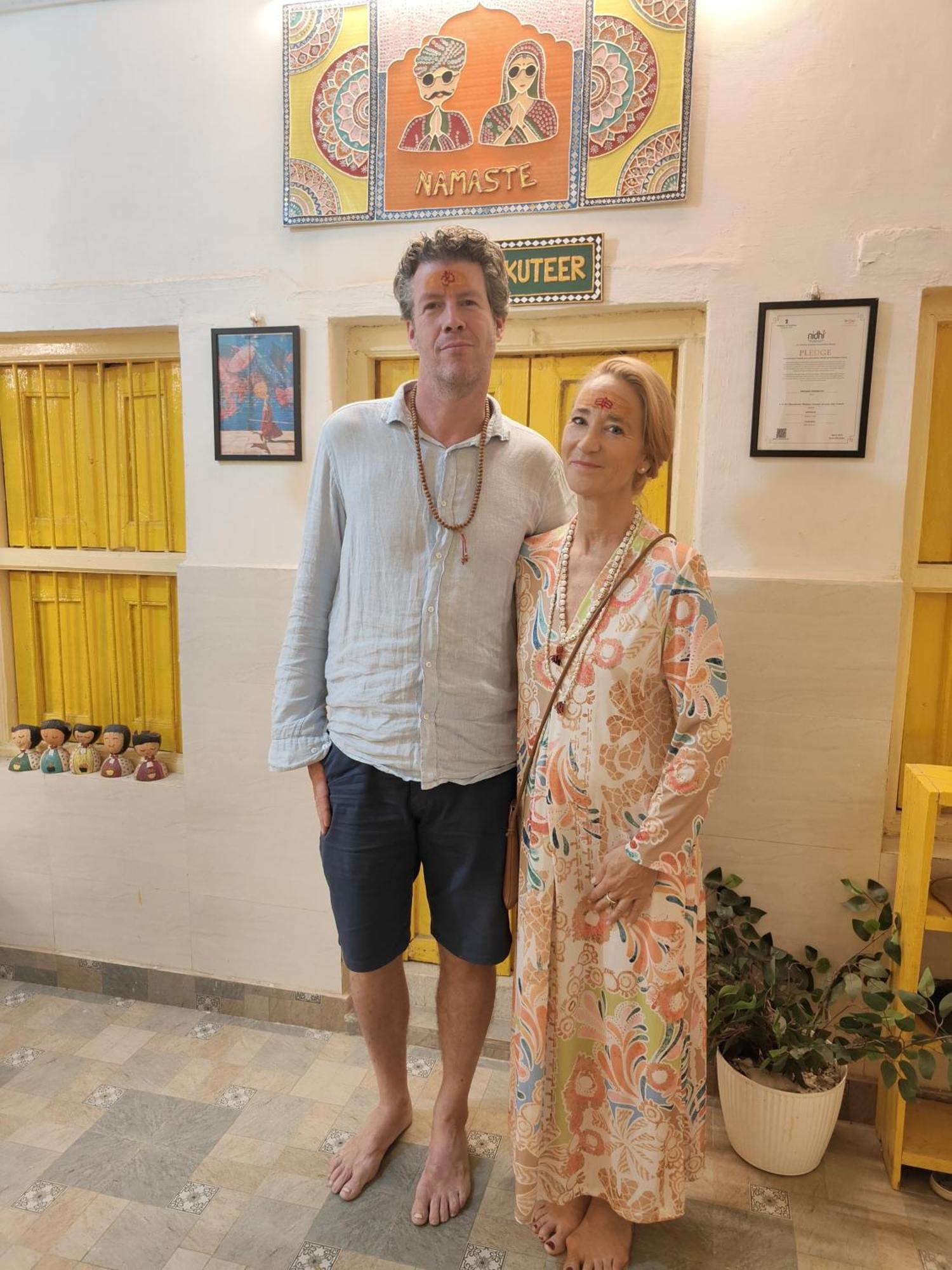 Kailash Heritage Homestay Varanasi Bagian luar foto