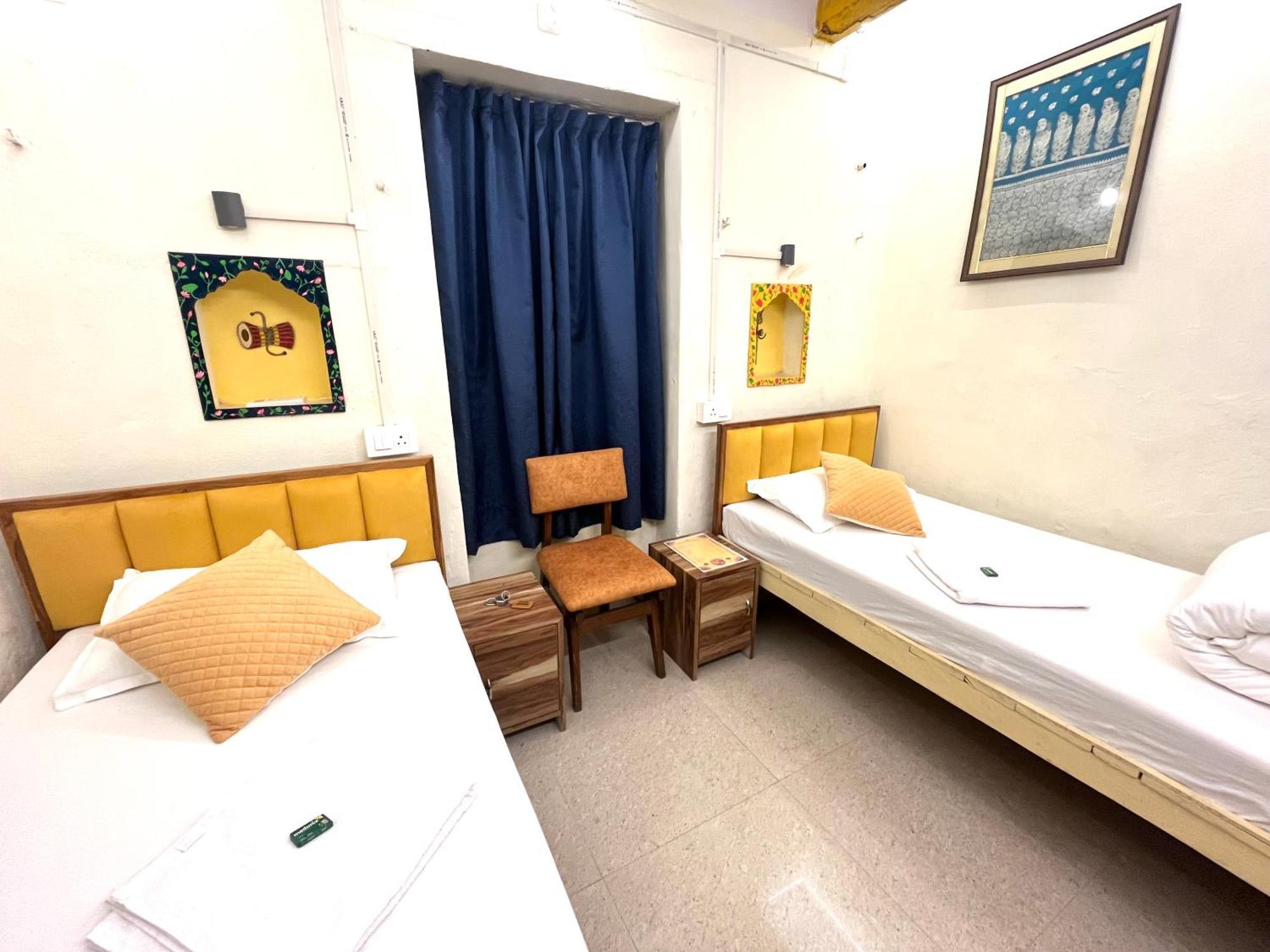 Kailash Heritage Homestay Varanasi Bagian luar foto